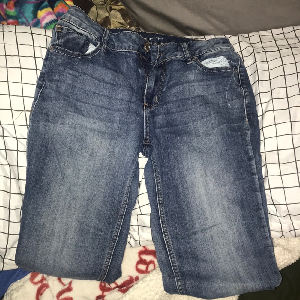 Light washed slim bootcut Maurice’s jeans